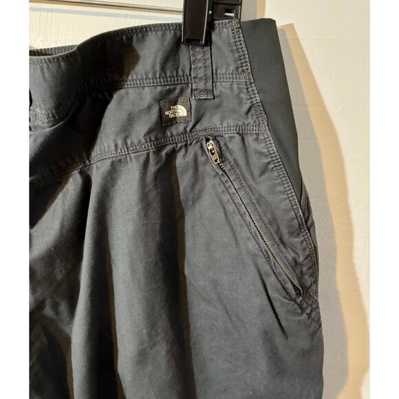 The North Face Men's Black Hiking Shorts Size M – Outdoor Trail Cargo - Picture 2 of 5